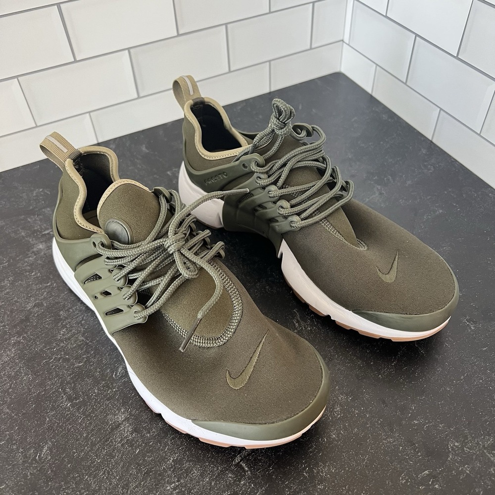 Women's Nike Air Presto Neutral Olive Sz 8 Cargo Khaki/neutral Olive - excellent